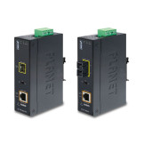 IGTP-805AT Промышленный медиаконвертер Planet 1 порт PoE 1Гб/с + 1 SFP слот 1 Гб/с